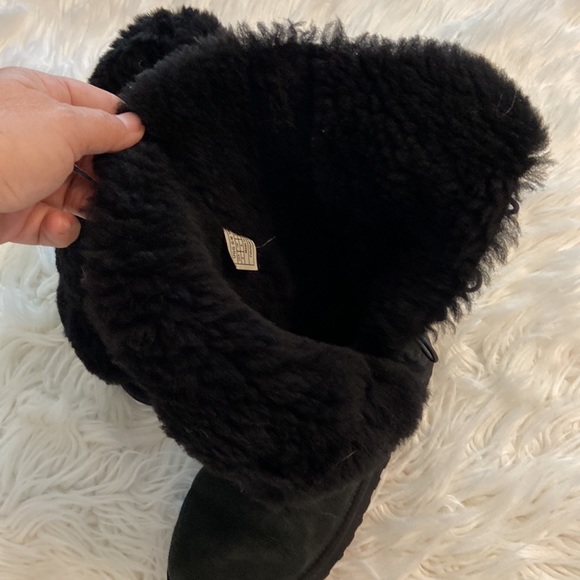 UGG Women’s Boots size 5 excellent condition no rips smell or stains black color - Picture 8 of 15